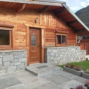 https://joli-appart-terrasse-et-jardinet.hotels-rhonealpes.com